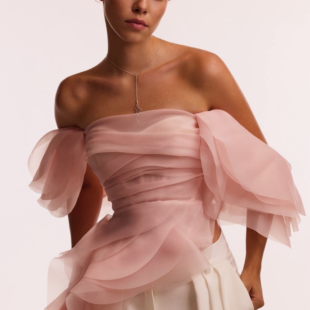 Milla Dreamy Off Shoulder Blush Pink Blouse M